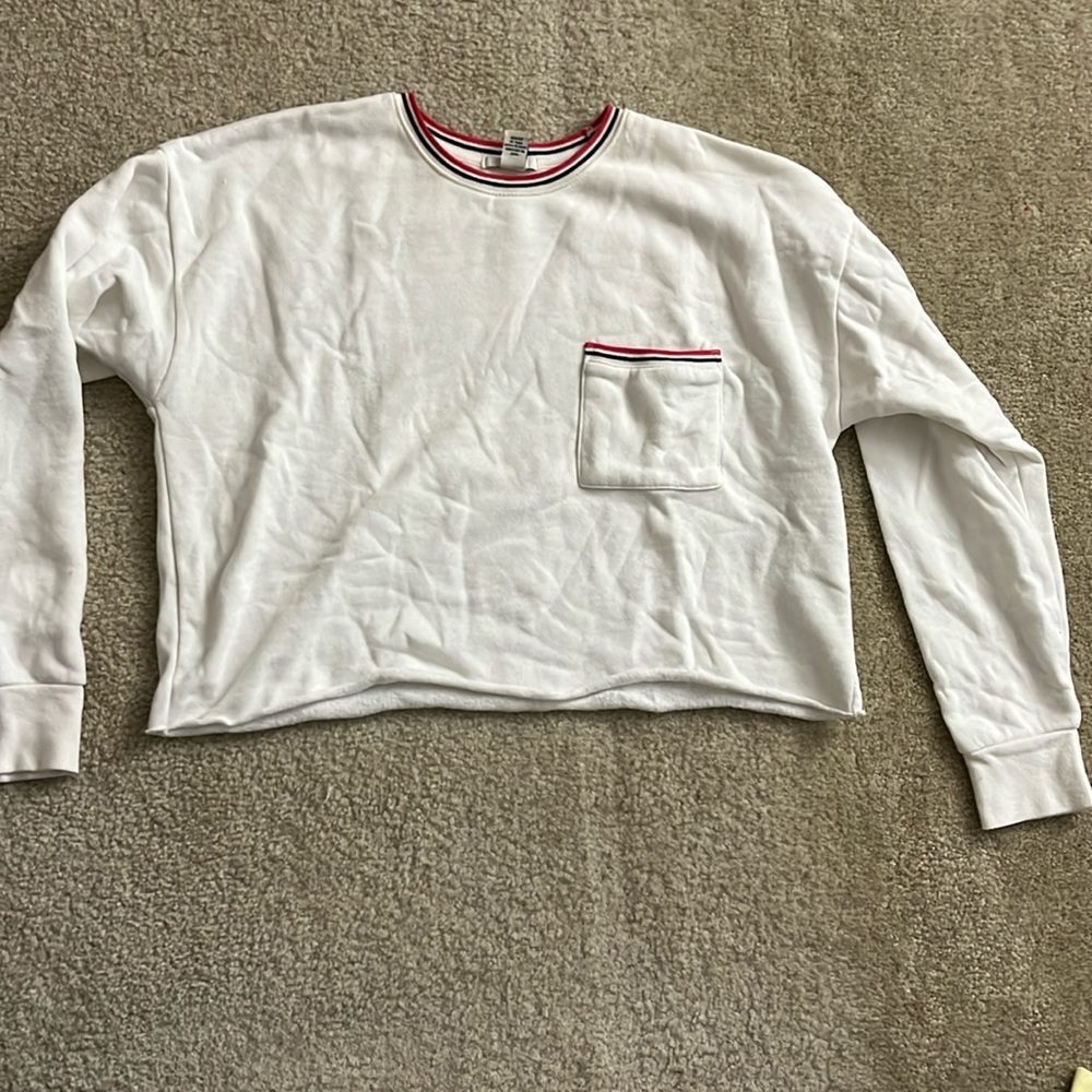 Forever 21 Crop sweatshirt